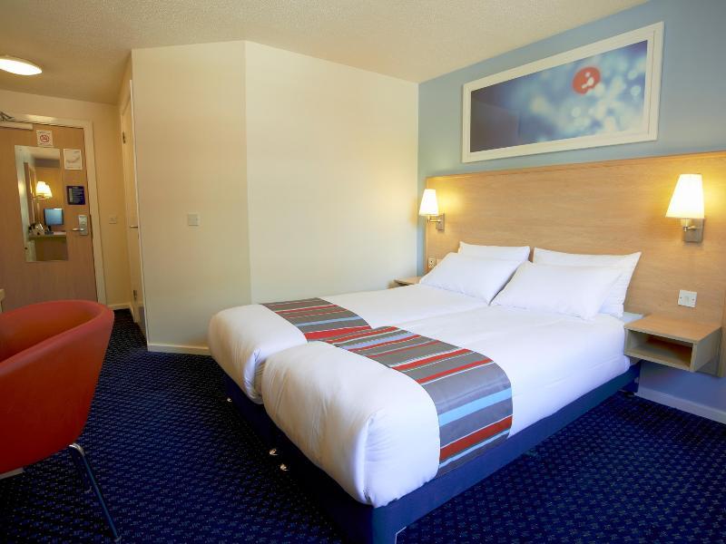 Travelodge Birmingham Central Экстерьер фото