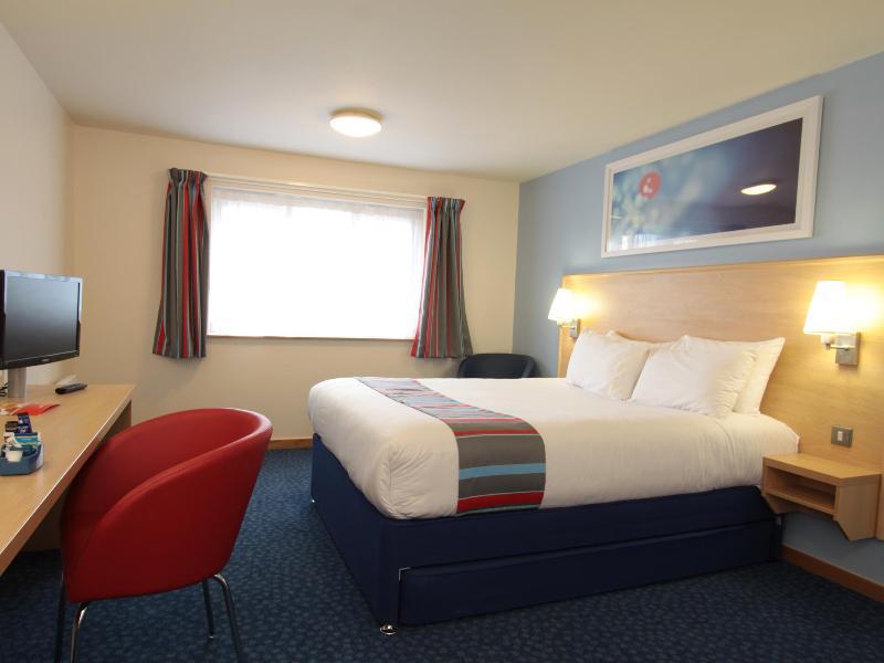 Travelodge Birmingham Central Экстерьер фото